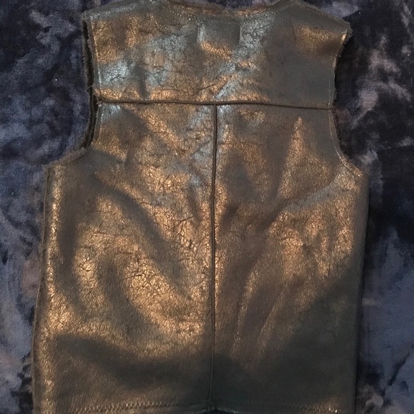 Joe Fresh Faux Shearling Vest Black - Picture 3 of 6